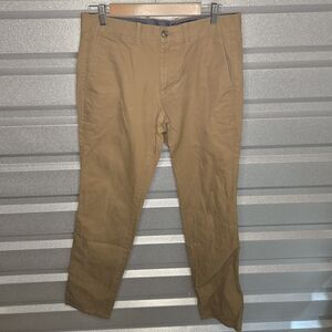 Gap Slim Khakis – Brown – Size 30x32 💵